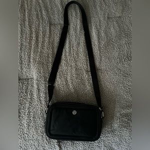 Lululemon Crossbody Camera bag